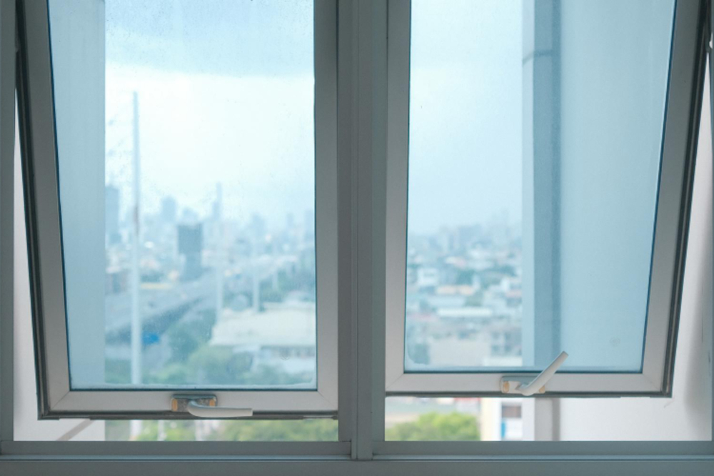 Manchester Awning Windows