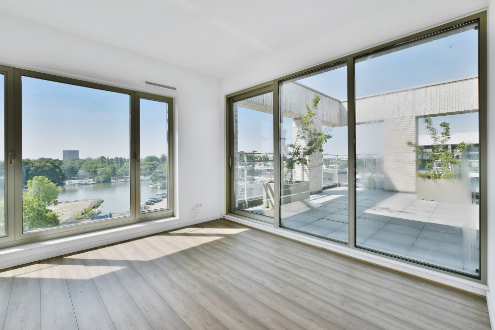 Manchester Picture Window